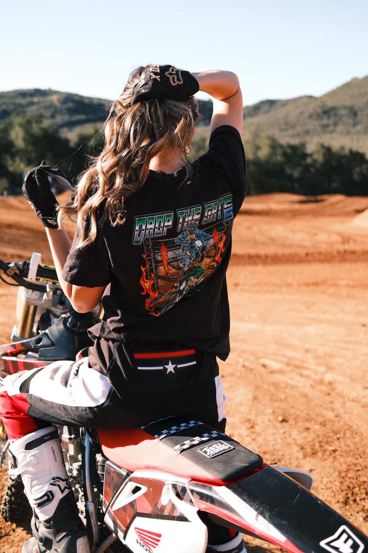 Drop the Gate Short Sleeve Tee