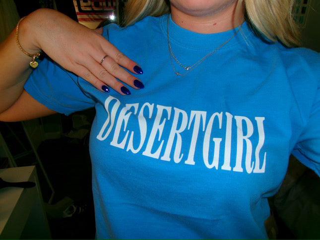 DESERTGIRL 25 Tee